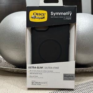 OtterBox Symmetry Series Black Case for iPhone 14 Plus or iPhone 15 Plus